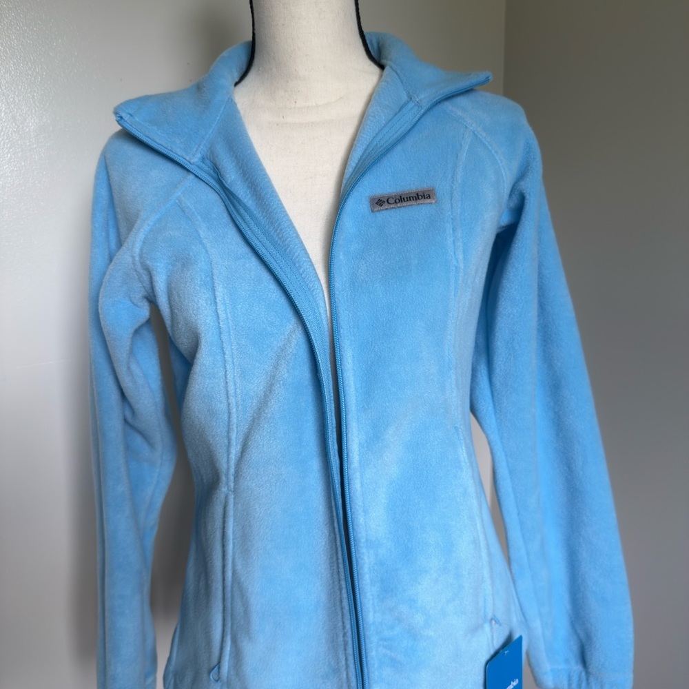 Columbia Women's Light Blue Ski Jacket